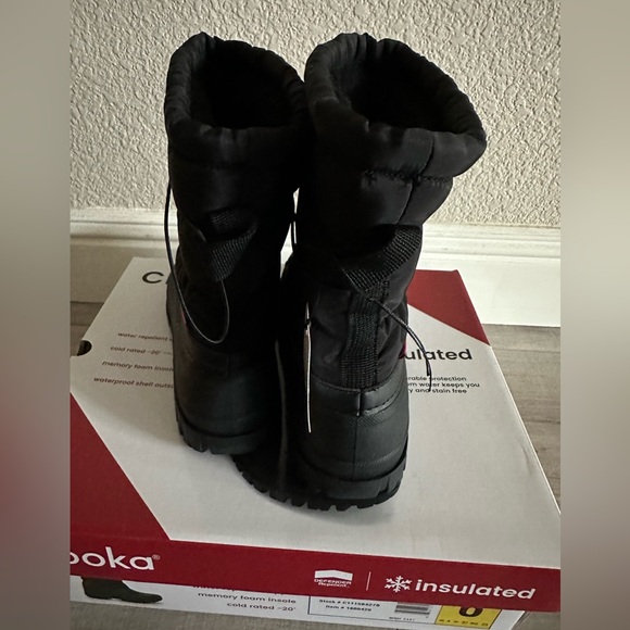 Women's Black Winter Boots - size 6 - Picture 6 of 8